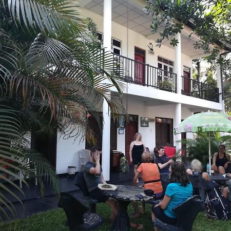 Takeshi Inn Dambulla Exterior foto